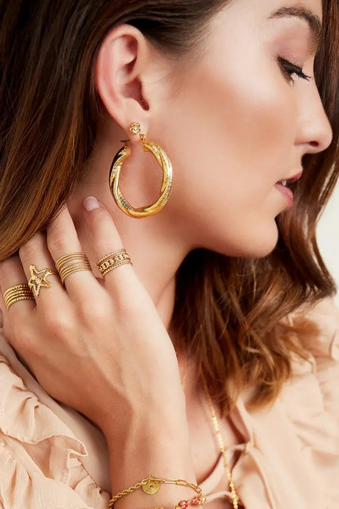 Big hoops gedraaid