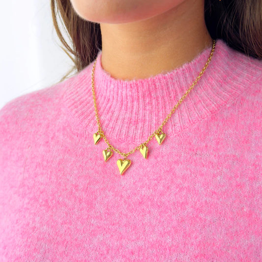 Bedelketting met hartjes