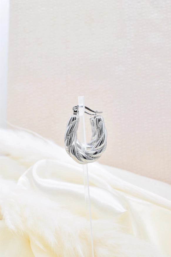 Twisted hoops zilverkleurig